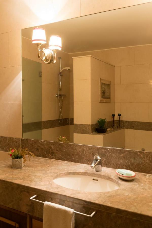 Apartamento Com Piscina Cruz Quebrada Exterior foto